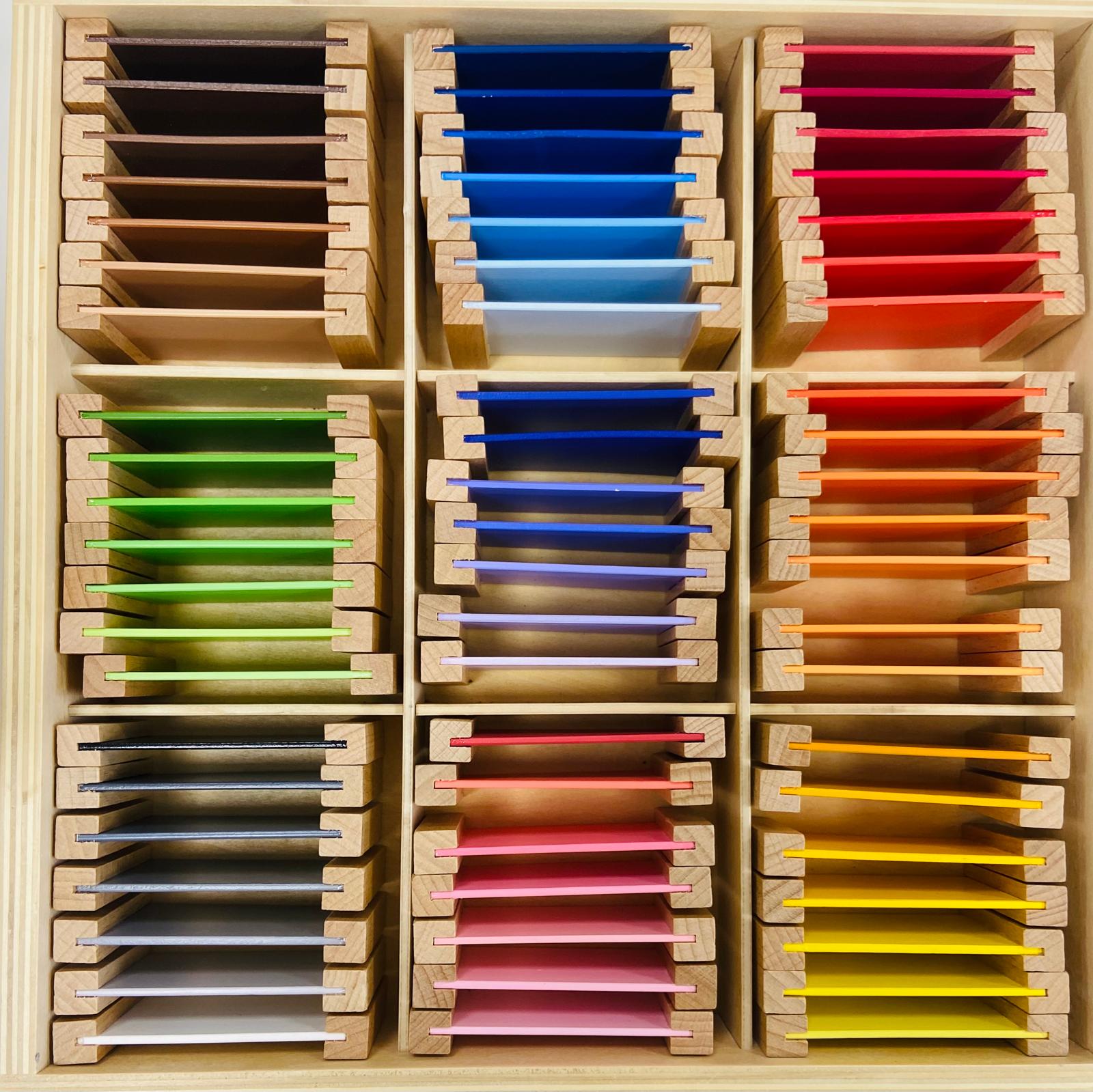 Laboratorio Montessori: mani che imparano, mani che accompagnano