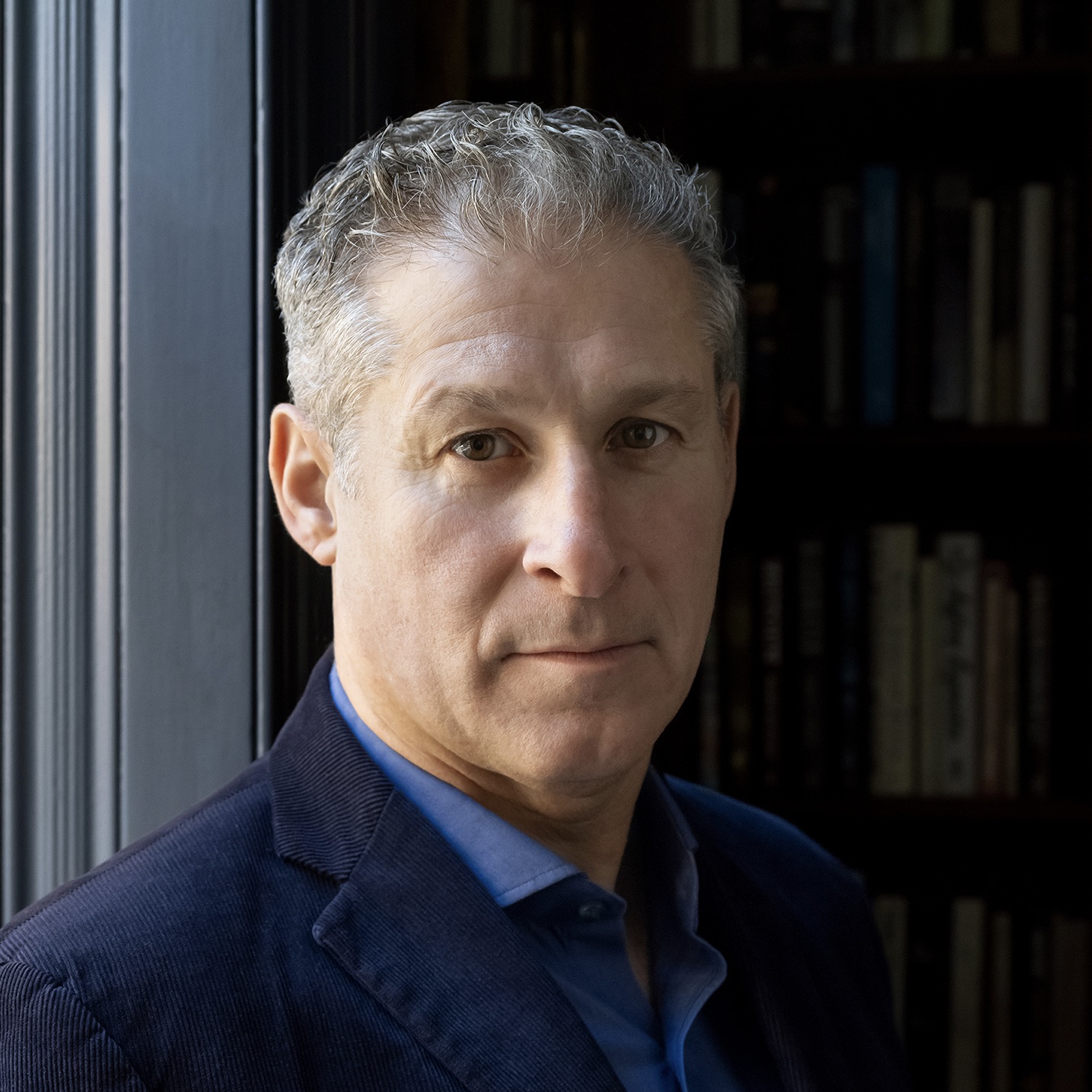 Chris Pavone, “L’ultimo turno” – con Giancarlo De Cataldo