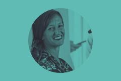 Le cetre appese o i tamburelli in mano?