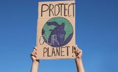 A dieci anni da Parigi: un accordo mancato - Facciamo il punto sulla crisi climatica