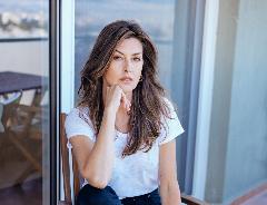 Phoebe Greenwood, “Avvoltoi” – con Daniele Raineri